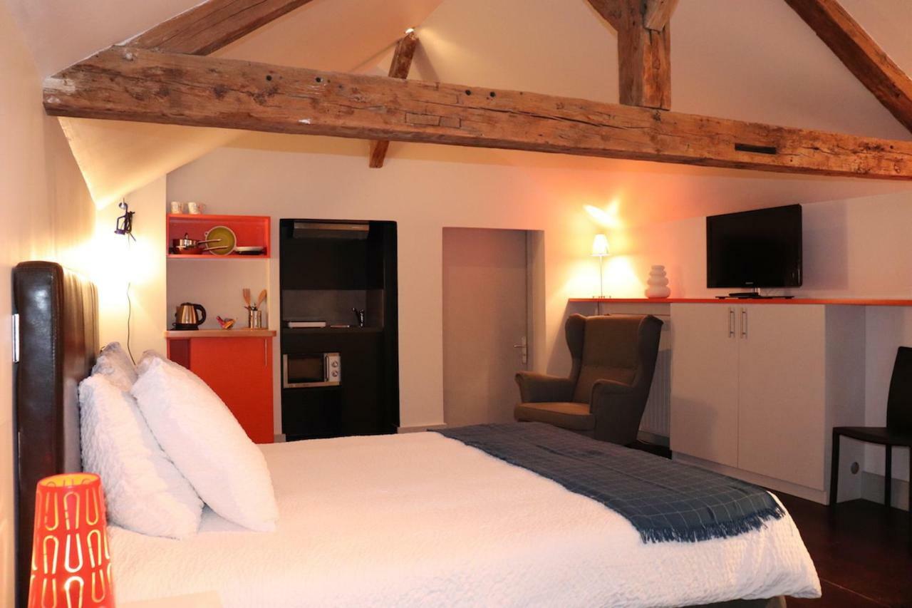 Le Doyenne - Entree Autonome - Hypercentre Bed & Breakfast Le Mans Dış mekan fotoğraf