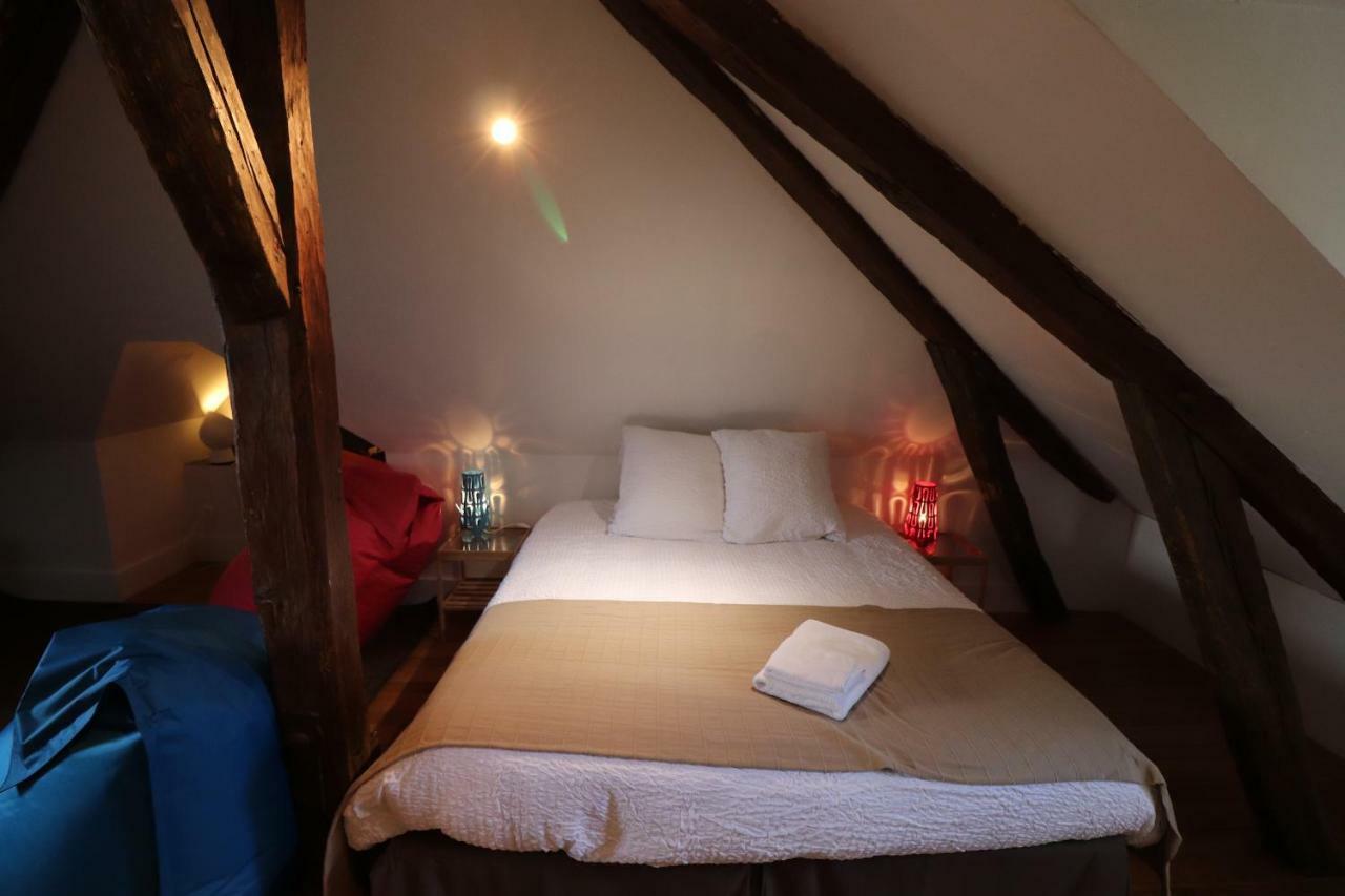 Le Doyenne - Entree Autonome - Hypercentre Bed & Breakfast Le Mans Dış mekan fotoğraf